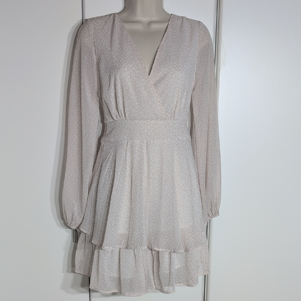 White Long Sleeve V-Neck Wrap Dress